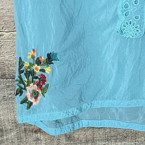 Johnny Was Sheer Tunic Top Aqua Blue Embroidered Eyelet Crop Sleeve SZ Small - Picture 4 of 10